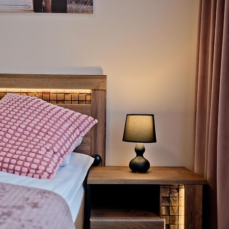 Apartament Orlando W Porto Leba 350M Od Morza מראה חיצוני תמונה