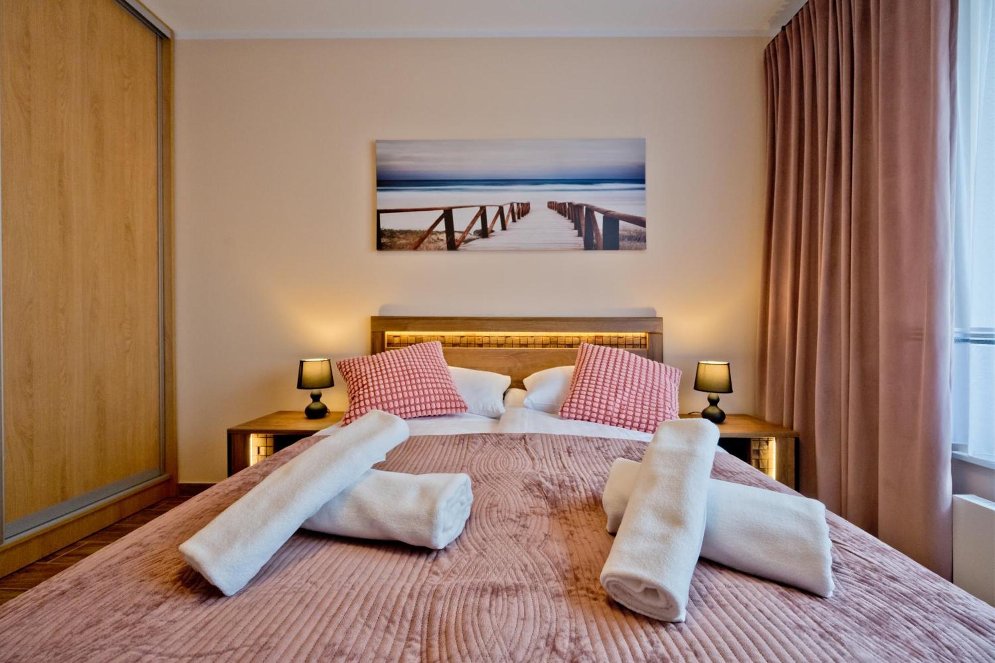 Apartament Orlando W Porto Leba 350M Od Morza מראה חיצוני תמונה